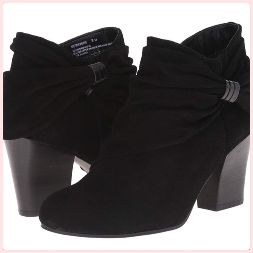 Andrew Geller Beautiful Black Suede Heeled Boots Size 10 Worn Once Like New - Picture 2 of 8